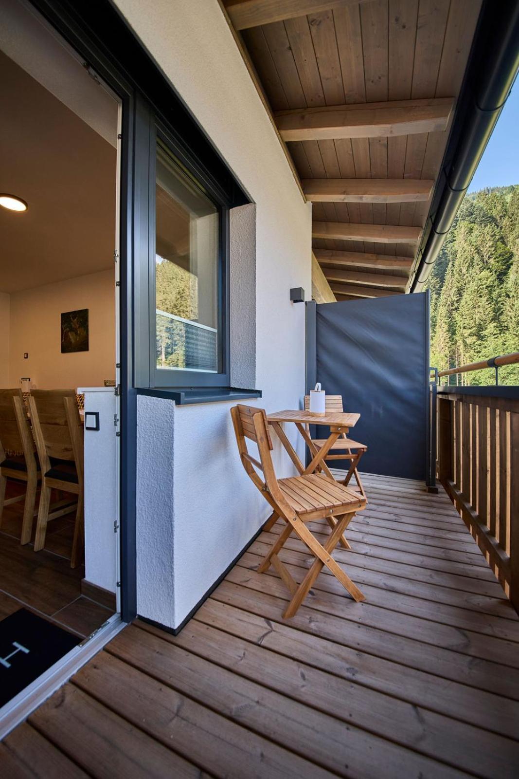Haus Joan - Apartments Saalbach-Hinterglemm Exterior foto
